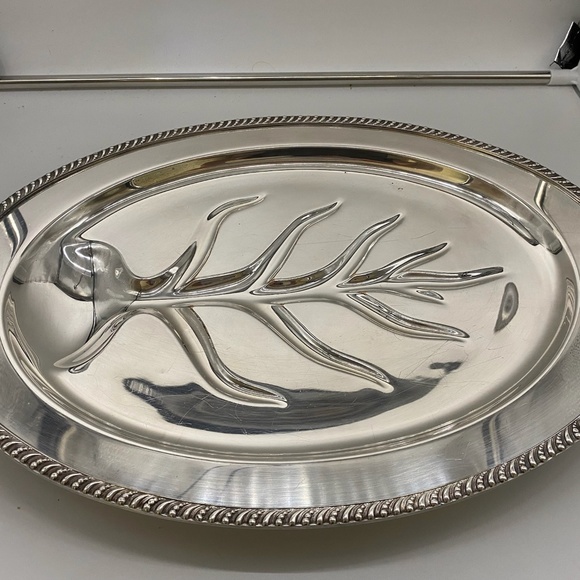 Vintage Wm Rogers Silver Plated Avon #3610 Meat Tray - Picture 7 of 10